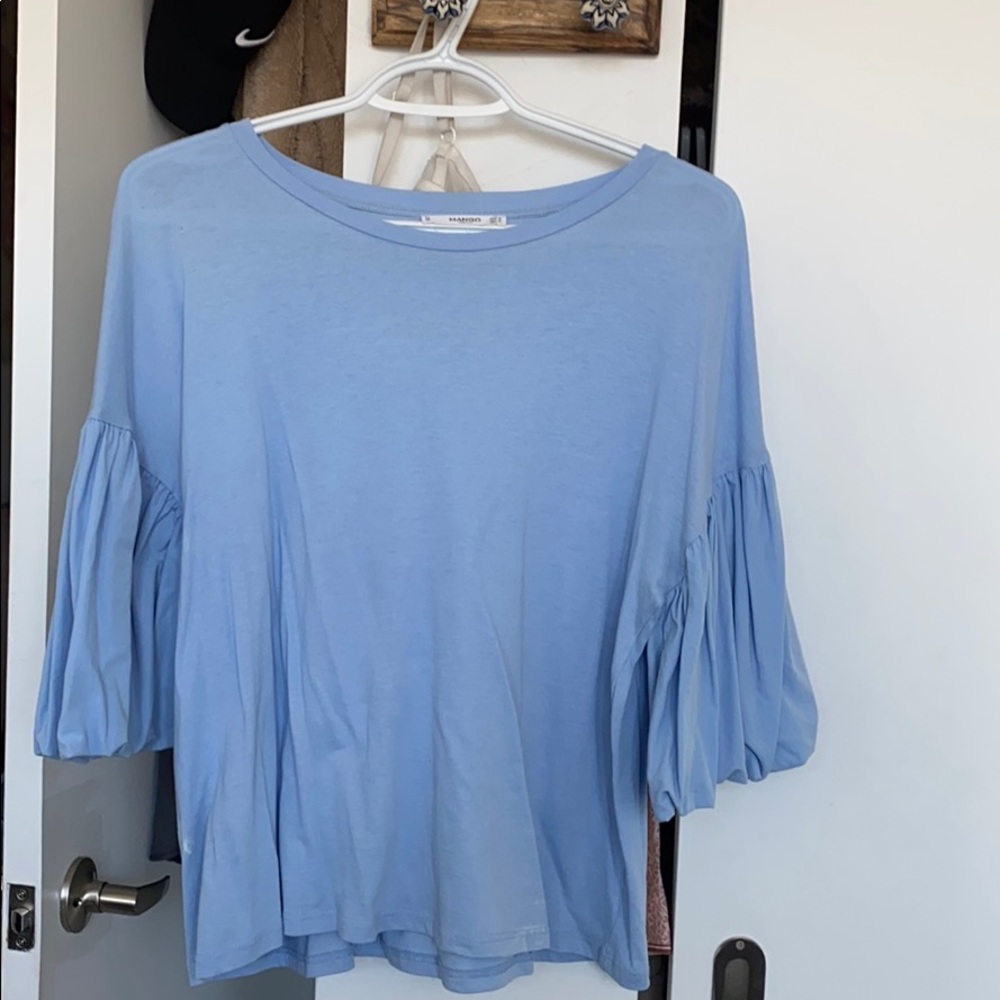 Blue 3/4 length top